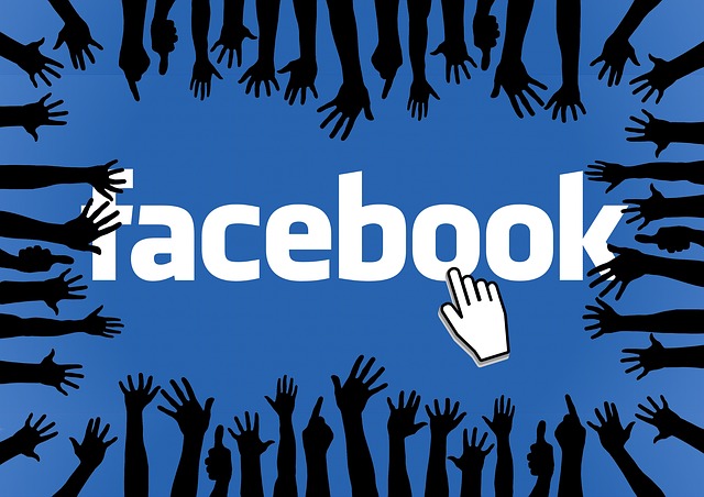 Kolik stojí reklamy na Facebooku v roce 2021?
