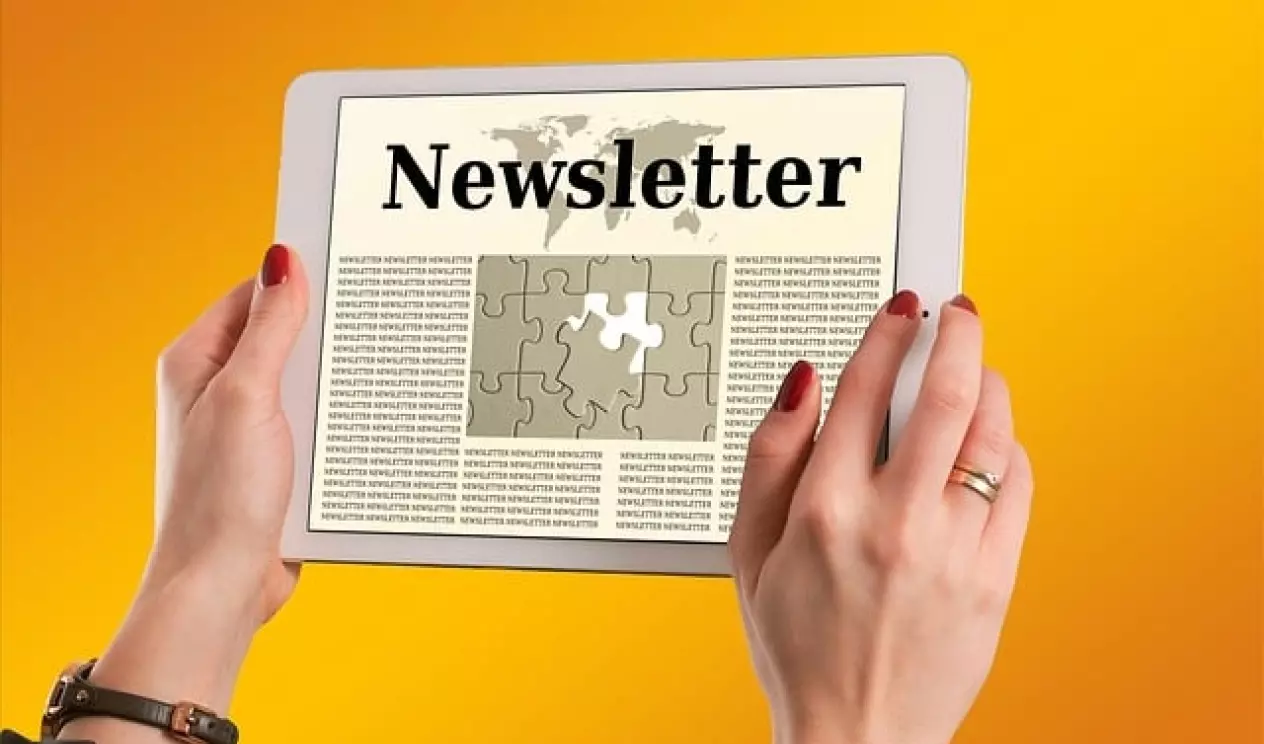 e-mailing